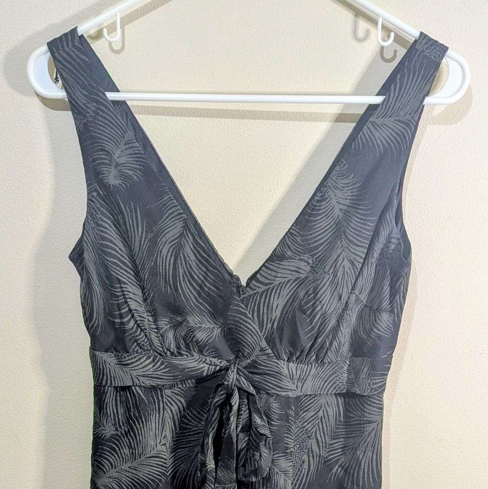 J.Crew 100% Silk Dress Palm Leaf Print Sleeveless V-Neck Midi Women’s Size 0
